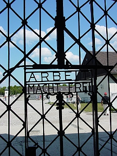 DSC00642 Dachau Welcome Gate